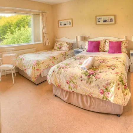Bed & Breakfast Killowen House