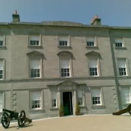 Bed and breakfast Killowen House